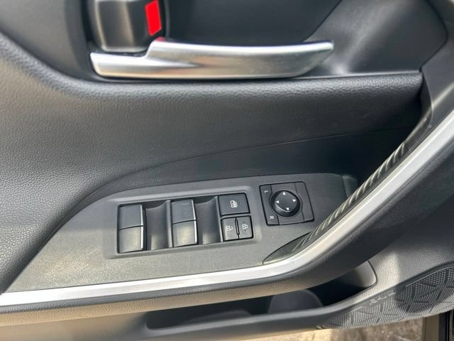 Used 2019 Toyota RAV4 XSE w/ XSE Weather Package AWD/4WD image 11