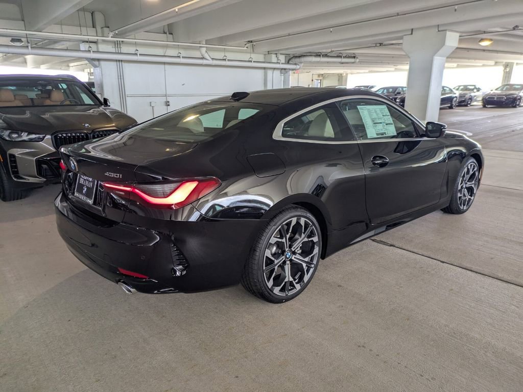 New 2026 BMW 430i Coupe w/ Parking Assistance Package image 4