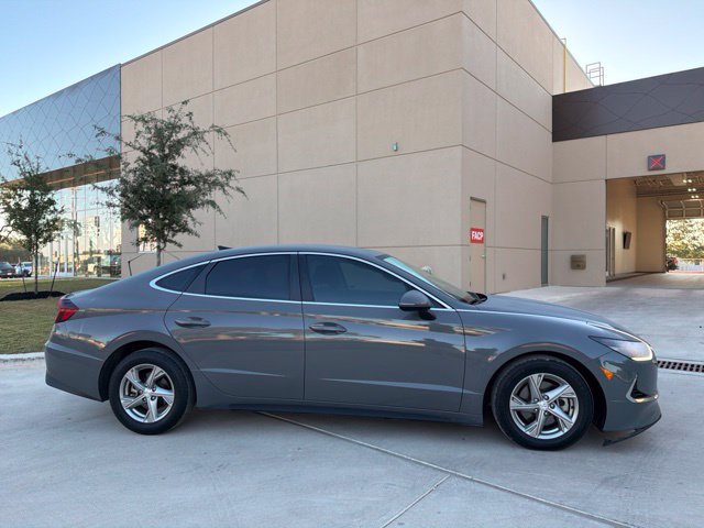 Used 2023 Hyundai Sonata SE FWD image 5