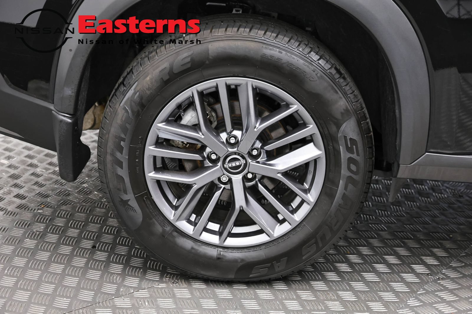 Used 2023 Nissan Rogue S AWD/4WD image 30