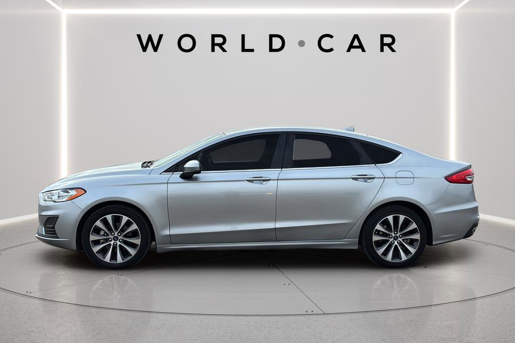 Used 2020 Ford Fusion SE image 12