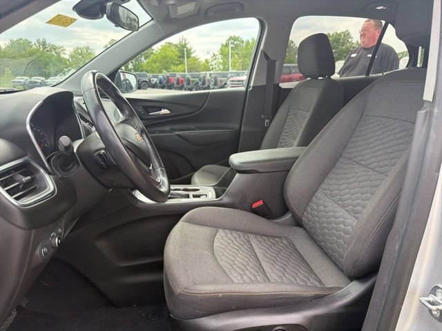 Used 2021 Chevrolet Equinox LT FWD image 19