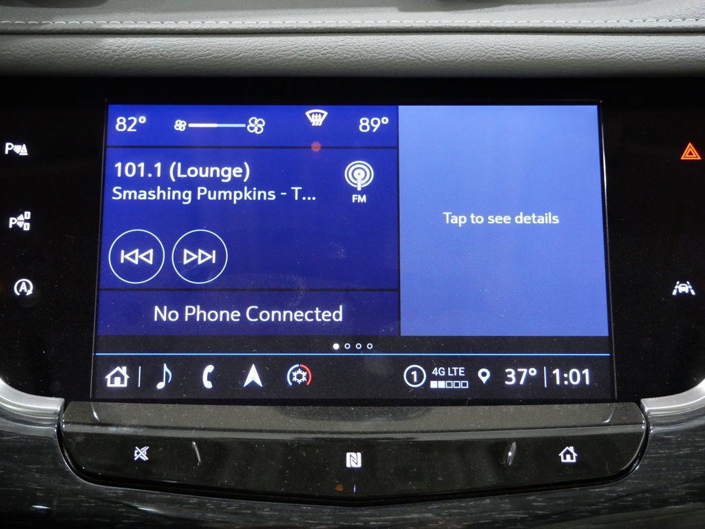 Used 2021 Cadillac XT6 Premium Luxury image 18