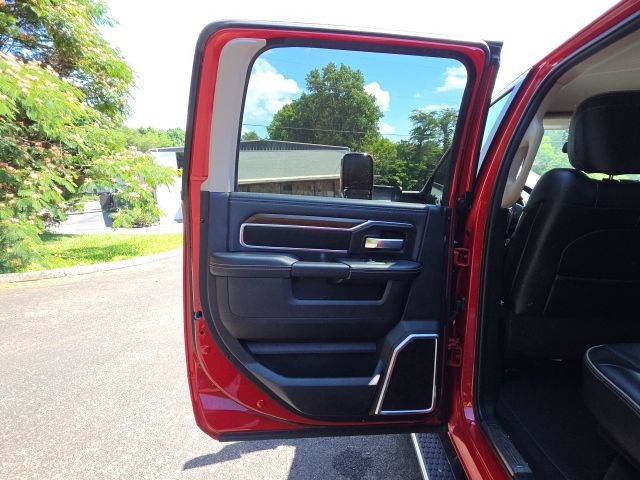 Used 2022 RAM 3500 Laramie AWD/4WD image 30