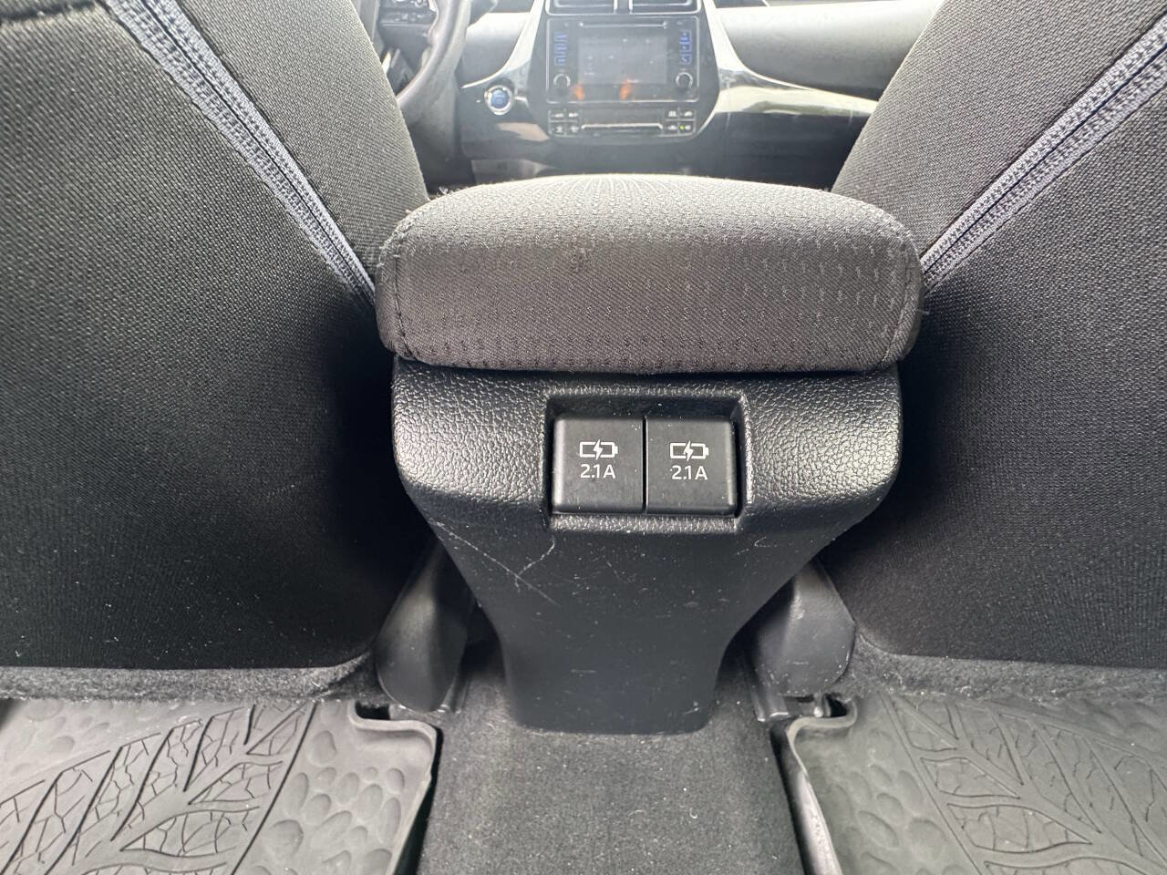 Used 2019 Toyota Prius LE AWD/4WD image 62