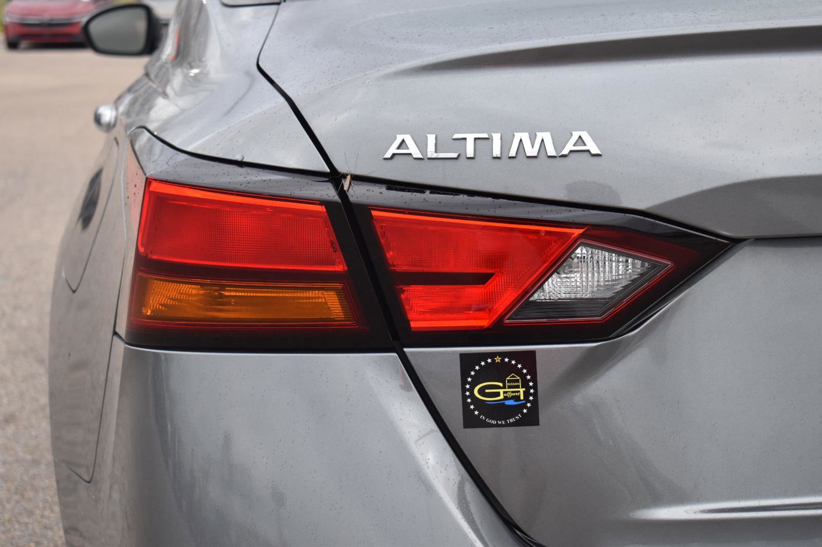 Used 2022 Nissan Altima 2.5 SV FWD image 6