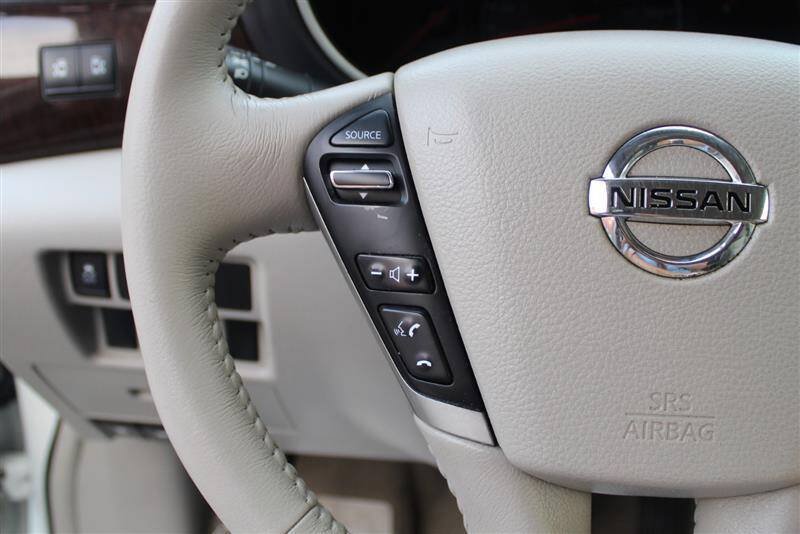 Used 2016 Nissan Quest SV FWD image 15