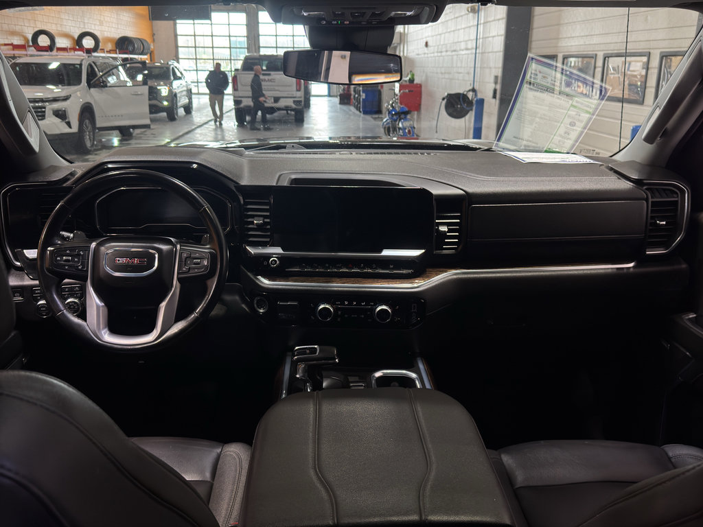 Used 2024 GMC Sierra 1500 Elevation w/ Elevation Premium Package image 16