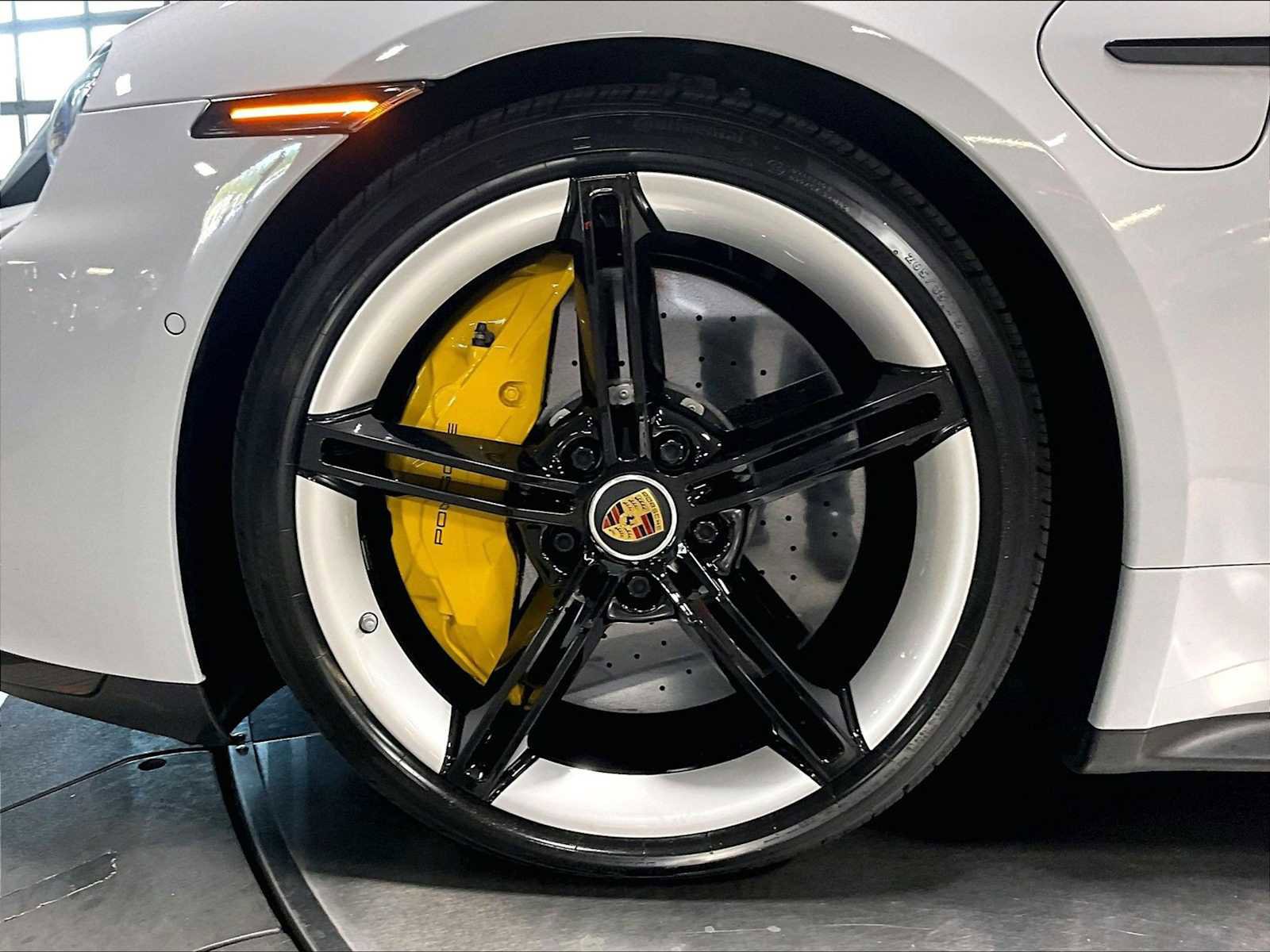 Used 2022 Porsche Taycan Turbo S image 14