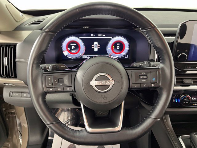Used 2023 Nissan Pathfinder Platinum w/ Cargo Package AWD/4WD image 22
