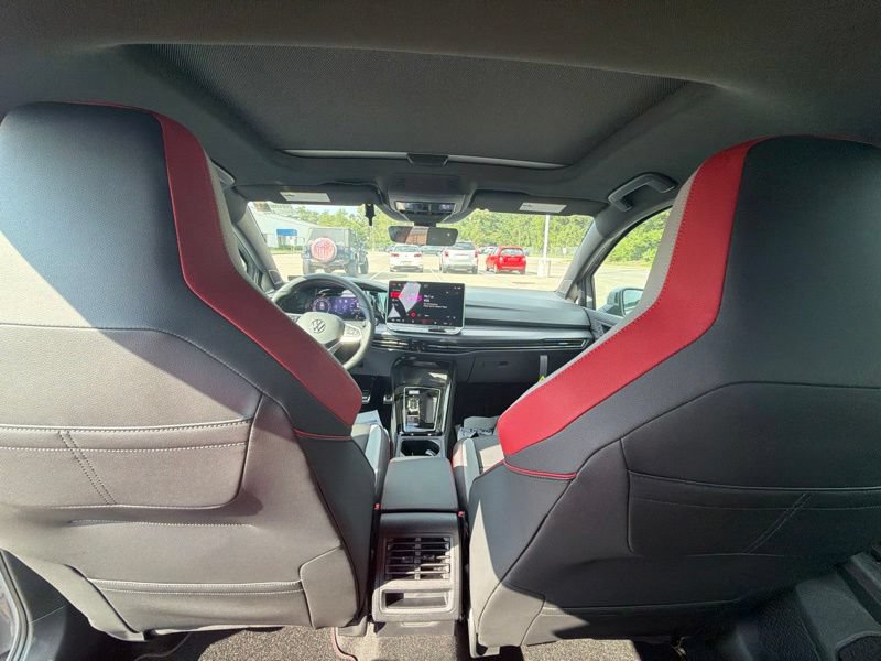 New 2026 Volkswagen GTI SE FWD image 18