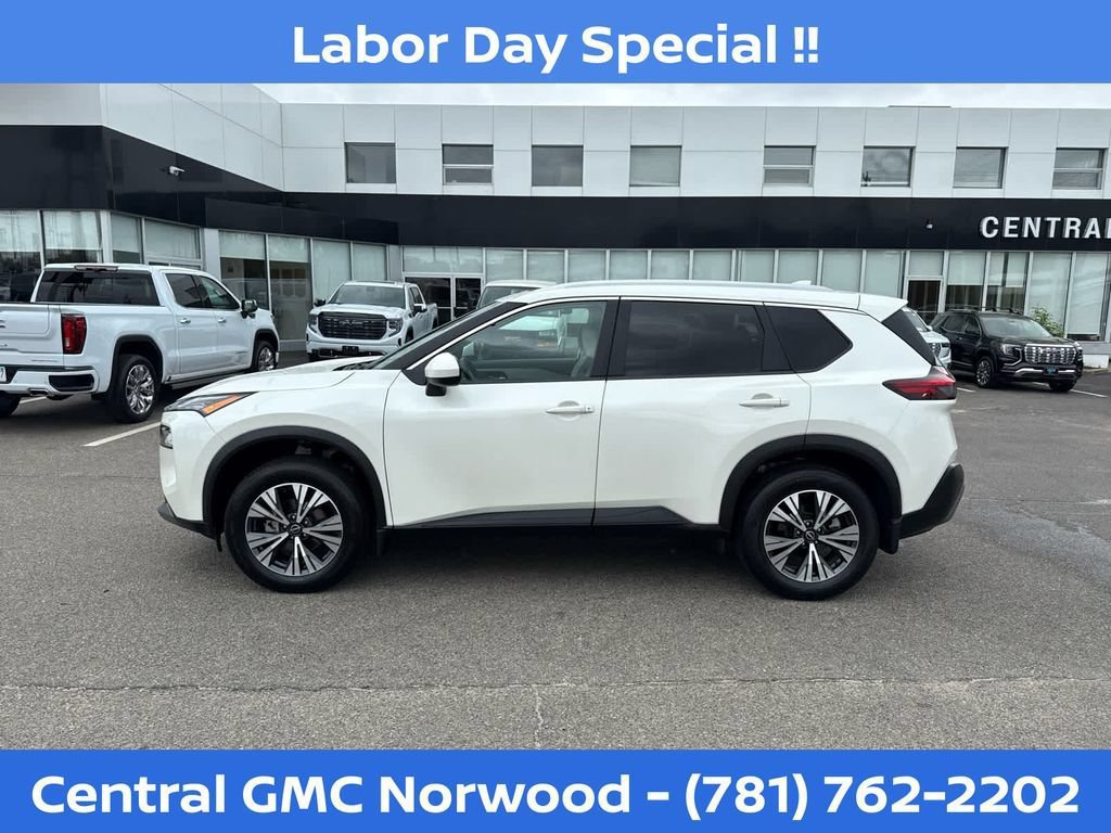 Used 2023 Nissan Rogue SV w/ SV Premium B Package AWD/4WD image 2
