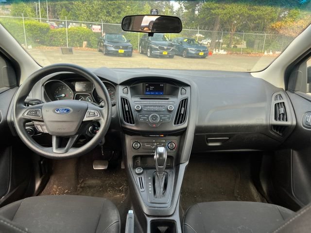 Used 2015 Ford Focus SE FWD image 9