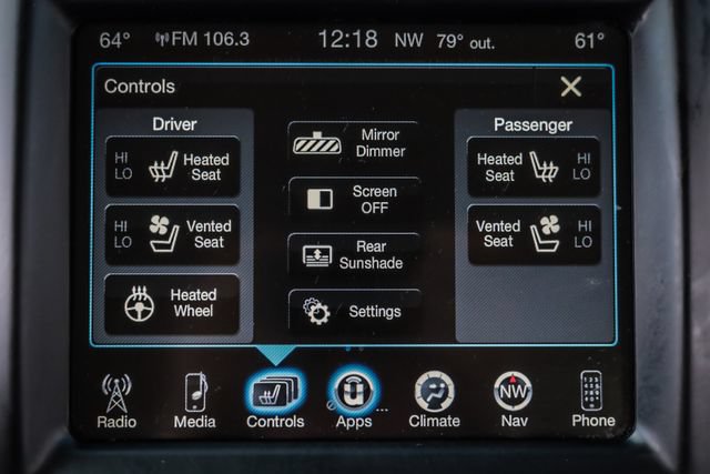 Used 2015 Chrysler 300 C RWD image 43