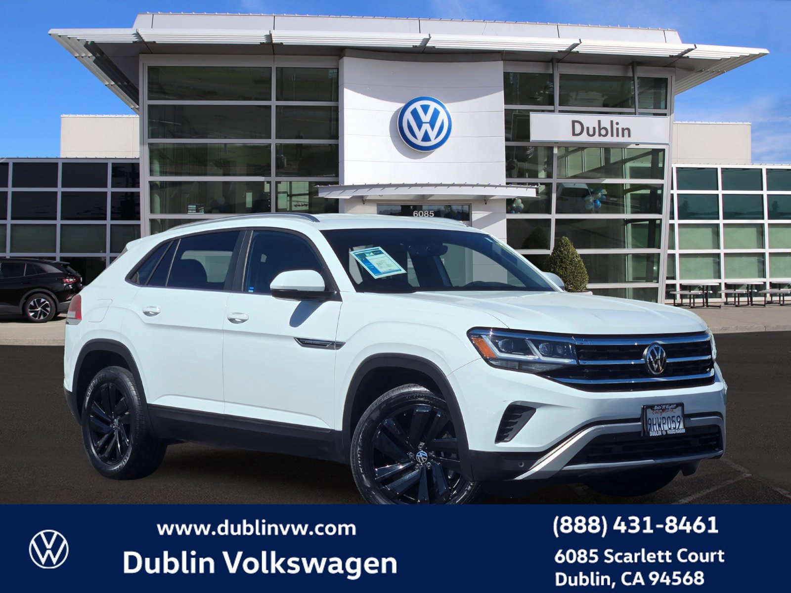 Certified 2023 Volkswagen Atlas Cross Sport SE w/ Black Wheel Package