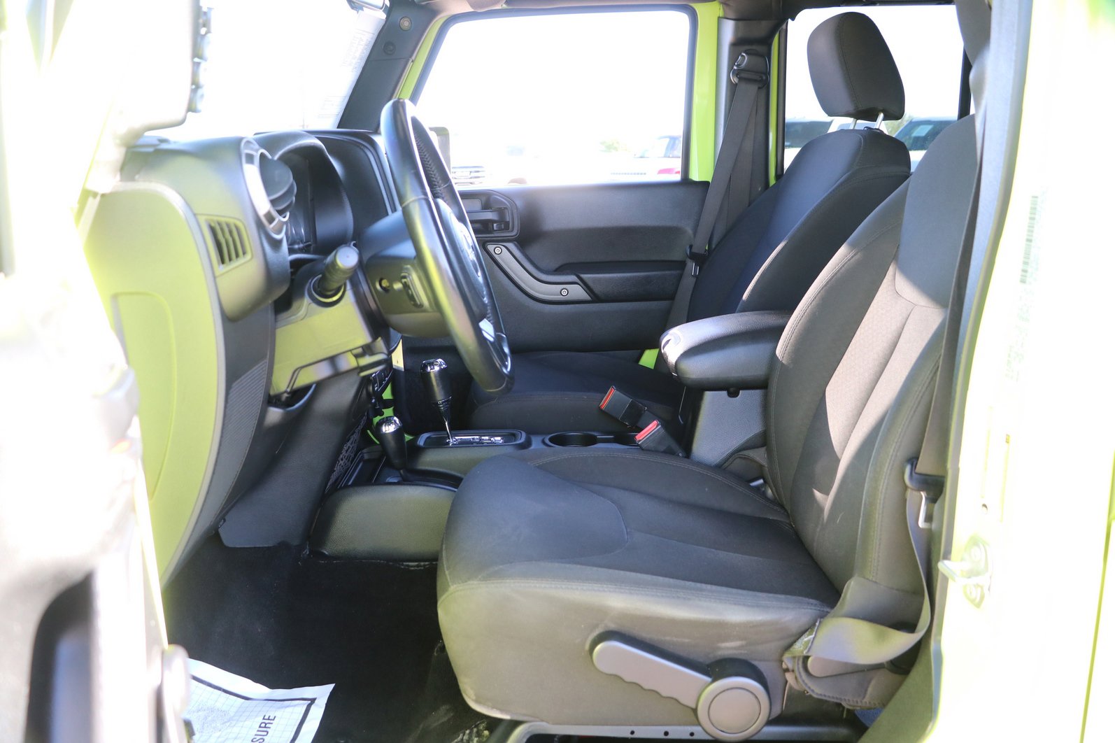 Used 2017 Jeep Wrangler Unlimited Sport w/ Connectivity Group image 11