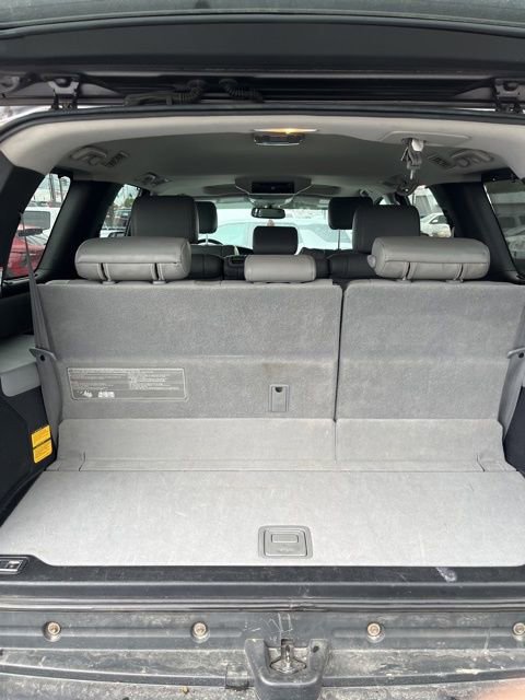 Used 2015 Toyota Sequoia Limited AWD/4WD image 8