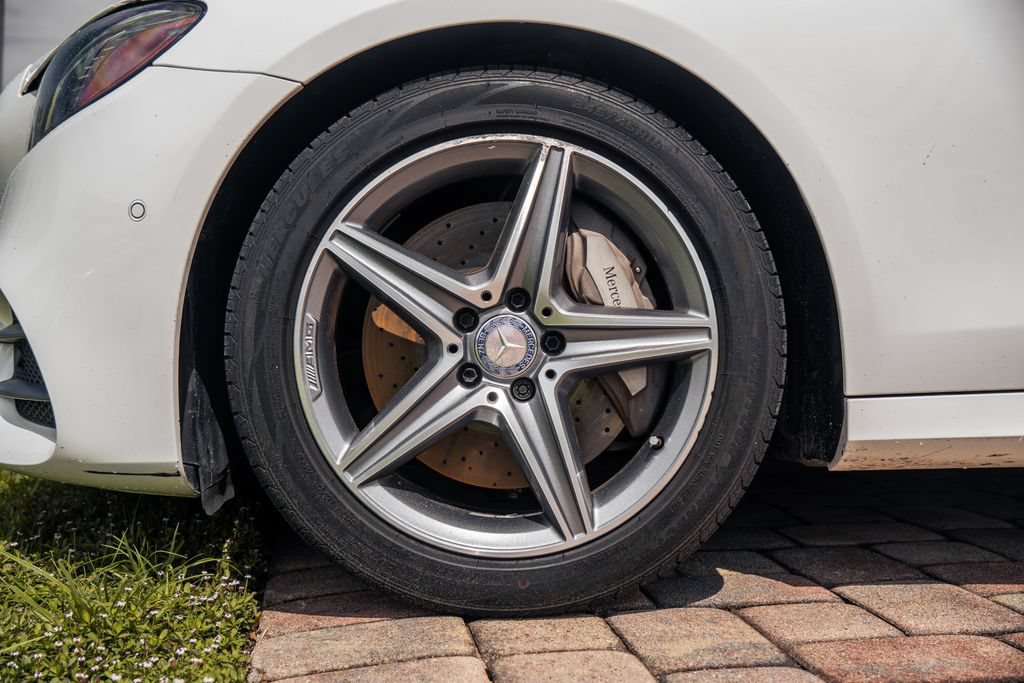 Used 2017 Mercedes-Benz E 300 4MATIC image 15