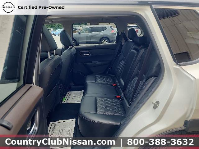 Certified 2022 Nissan Rogue Platinum w/ Head-Up Display Package AWD/4WD image 24