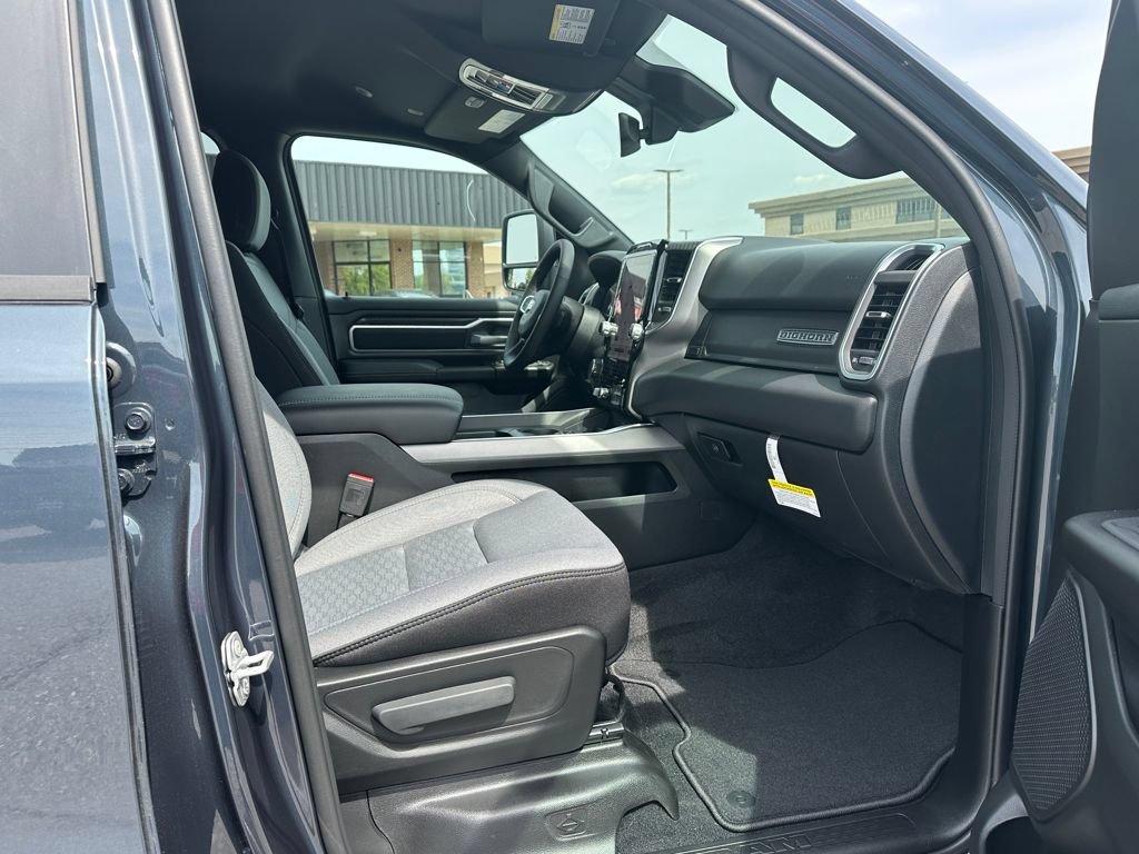 New 2026 RAM 1500 Big Horn AWD/4WD image 21