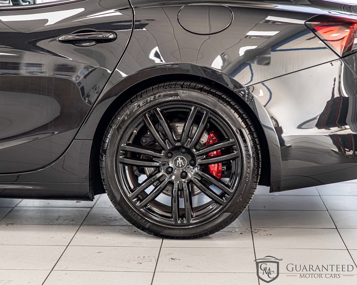 Used 2024 Maserati Ghibli Modena Q4 AWD/4WD image 8