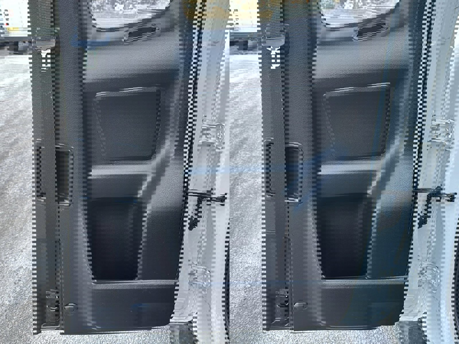 Used 2020 Toyota Tacoma SR image 17