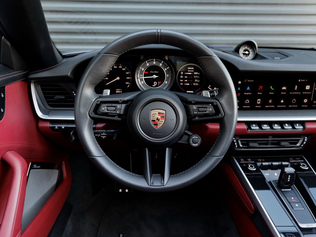 Used 2025 Porsche 911 Turbo image 19