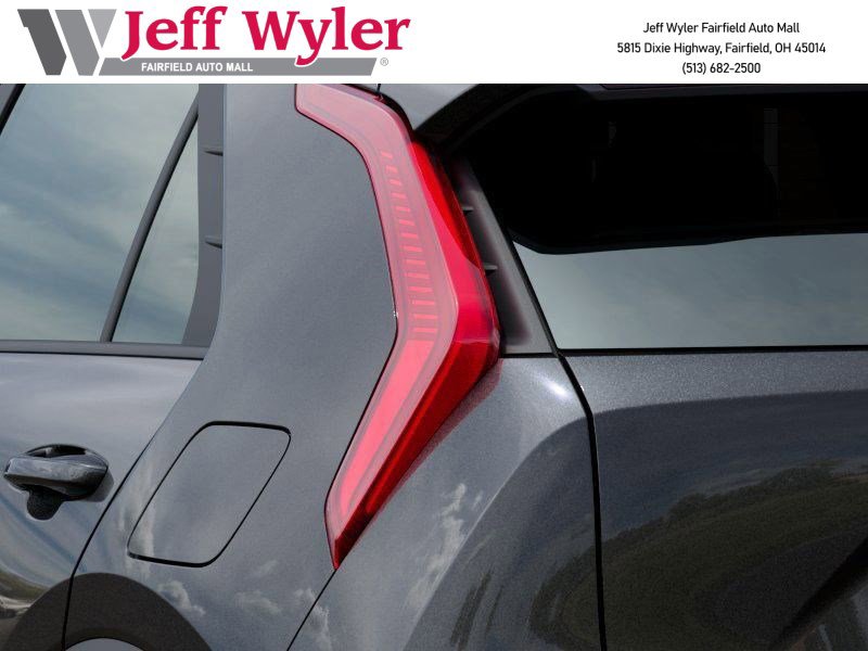 New 2026 Kia Niro LX image 12