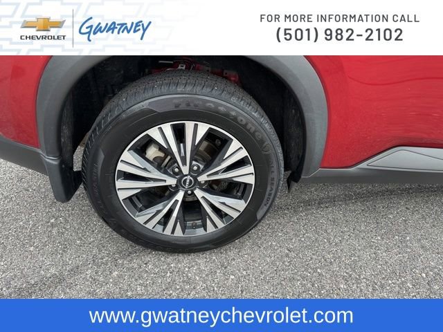 Used 2023 Nissan Rogue SV FWD image 11