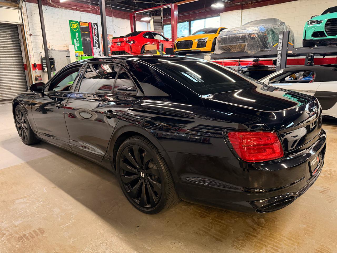 Used 2021 Bentley Flying Spur W12 AWD/4WD image 11