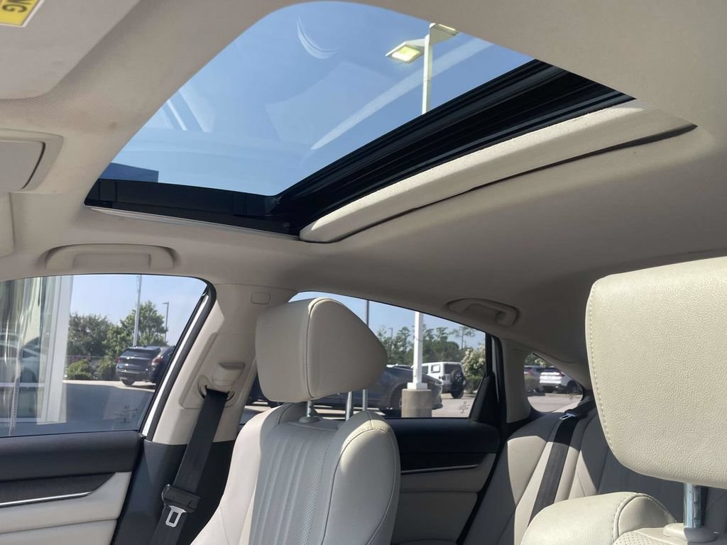 Certified 2021 Honda Accord EX-L image 18