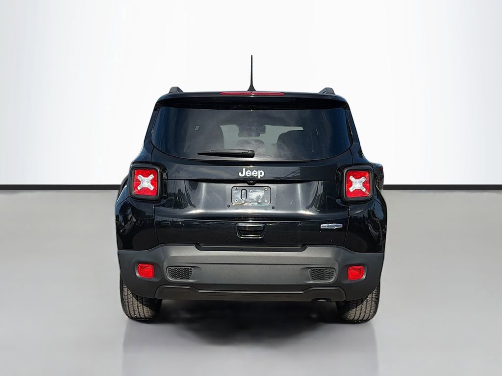 Used 2019 Jeep Renegade Latitude image 4