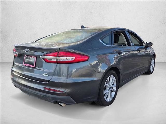 Used 2020 Ford Fusion SE FWD image 5