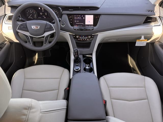New 2026 Cadillac XT5 Premium Luxury image 9