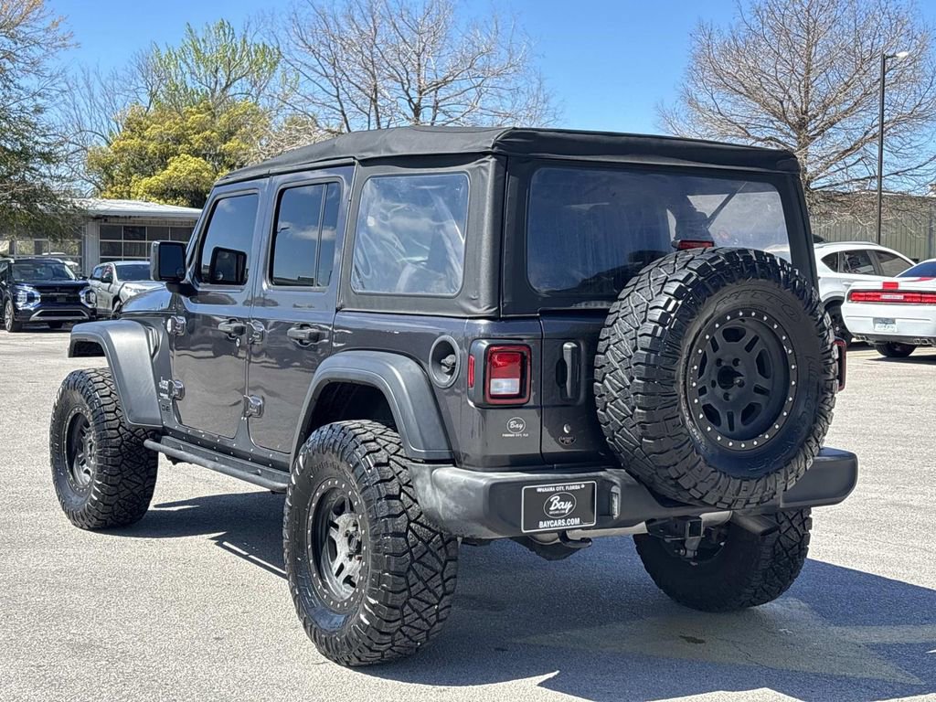 Used 2018 Jeep Wrangler Unlimited Sport image 3