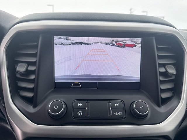 Used 2023 GMC Acadia SLE w/ Driver Convenience Package image 16