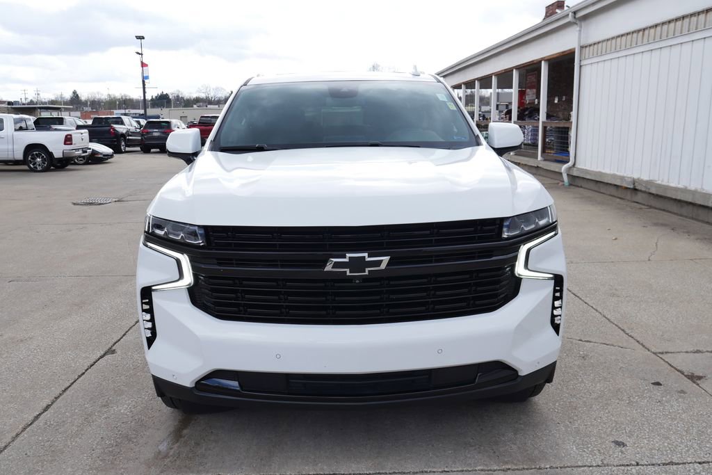 Used 2023 Chevrolet Tahoe RST w/ Luxury Package AWD/4WD image 3