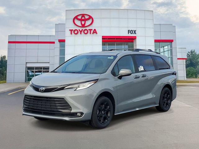 New 2026 Toyota Sienna XLE Woodland Edition image 2