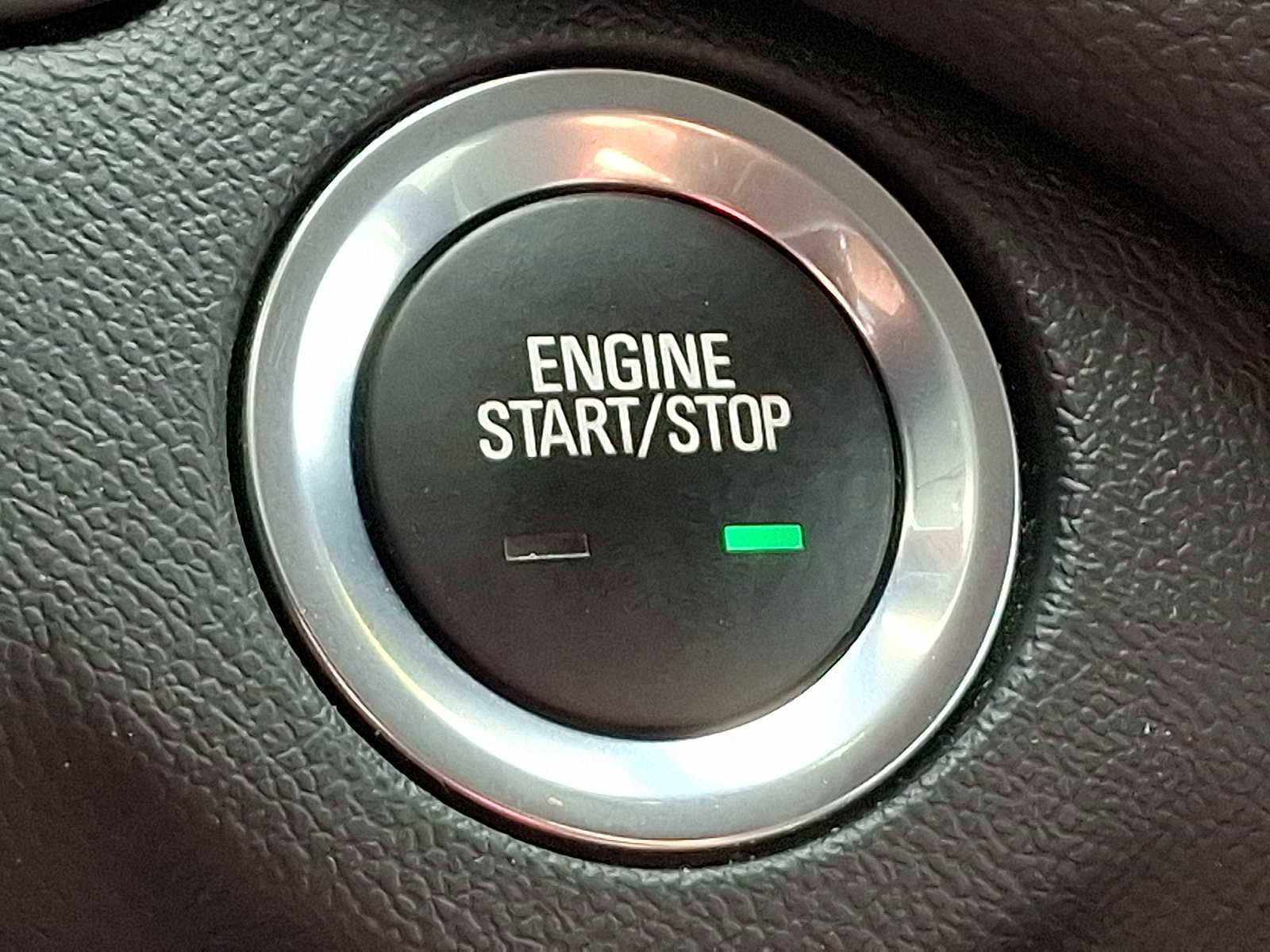 Used 2023 Chevrolet Equinox LT image 24