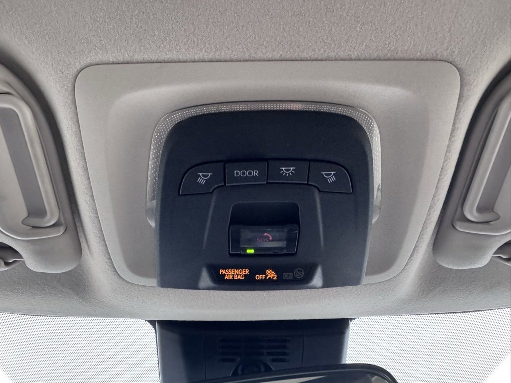 Used 2023 Toyota Corolla LE image 30