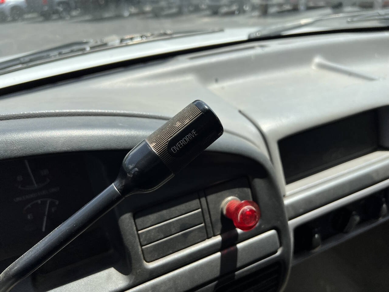 Used 1995 Ford F350 2WD Regular Cab image 9