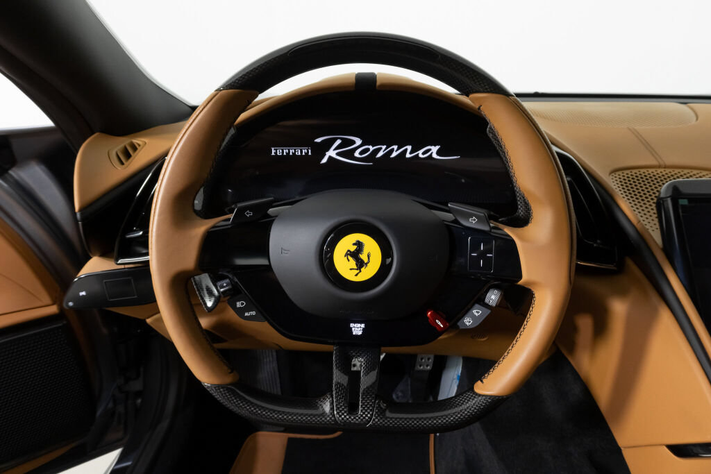 Used 2024 Ferrari Roma RWD image 32