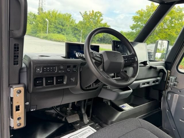 Used 2024 Chevrolet Brightdrop 600 w/ Commercial Equipment Package AWD/4WD image 39