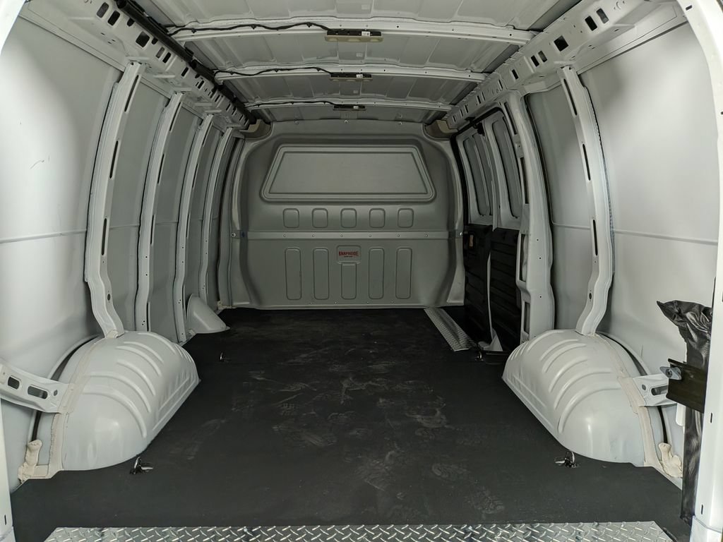 New 2026 Chevrolet Express 2500 w/ Driver Convenience Package RWD image 10
