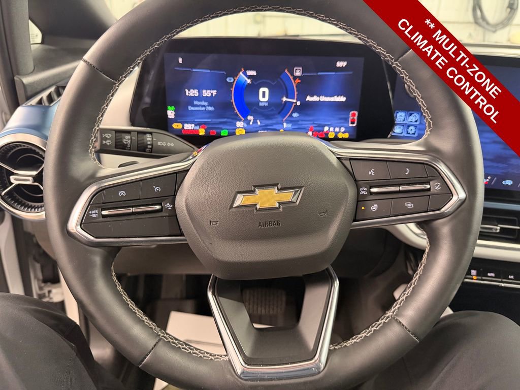 Used 2024 Chevrolet Equinox EV LT w/ LPO, Trailering Package image 17