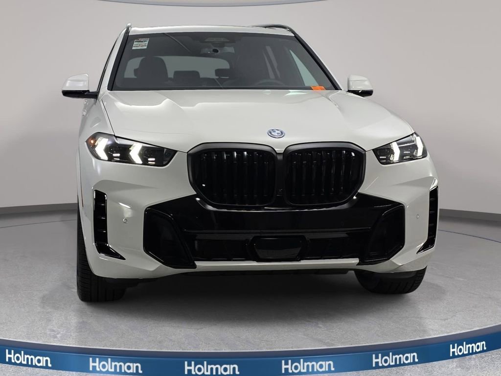 New 2026 BMW X5 xDrive50e w/ M Sport Package image 2
