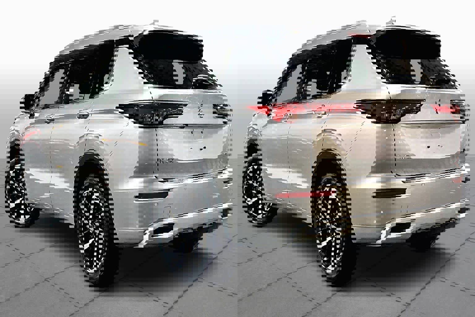 Used 2022 Mitsubishi Outlander SEL image 11