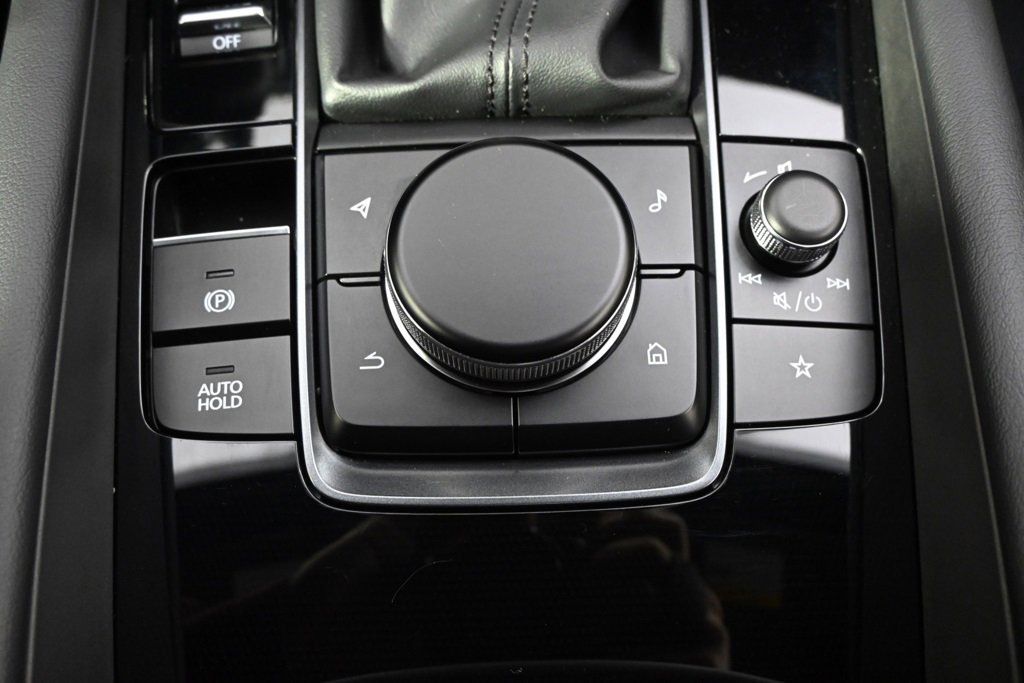 Certified 2025 MAZDA MAZDA3 Carbon image 33