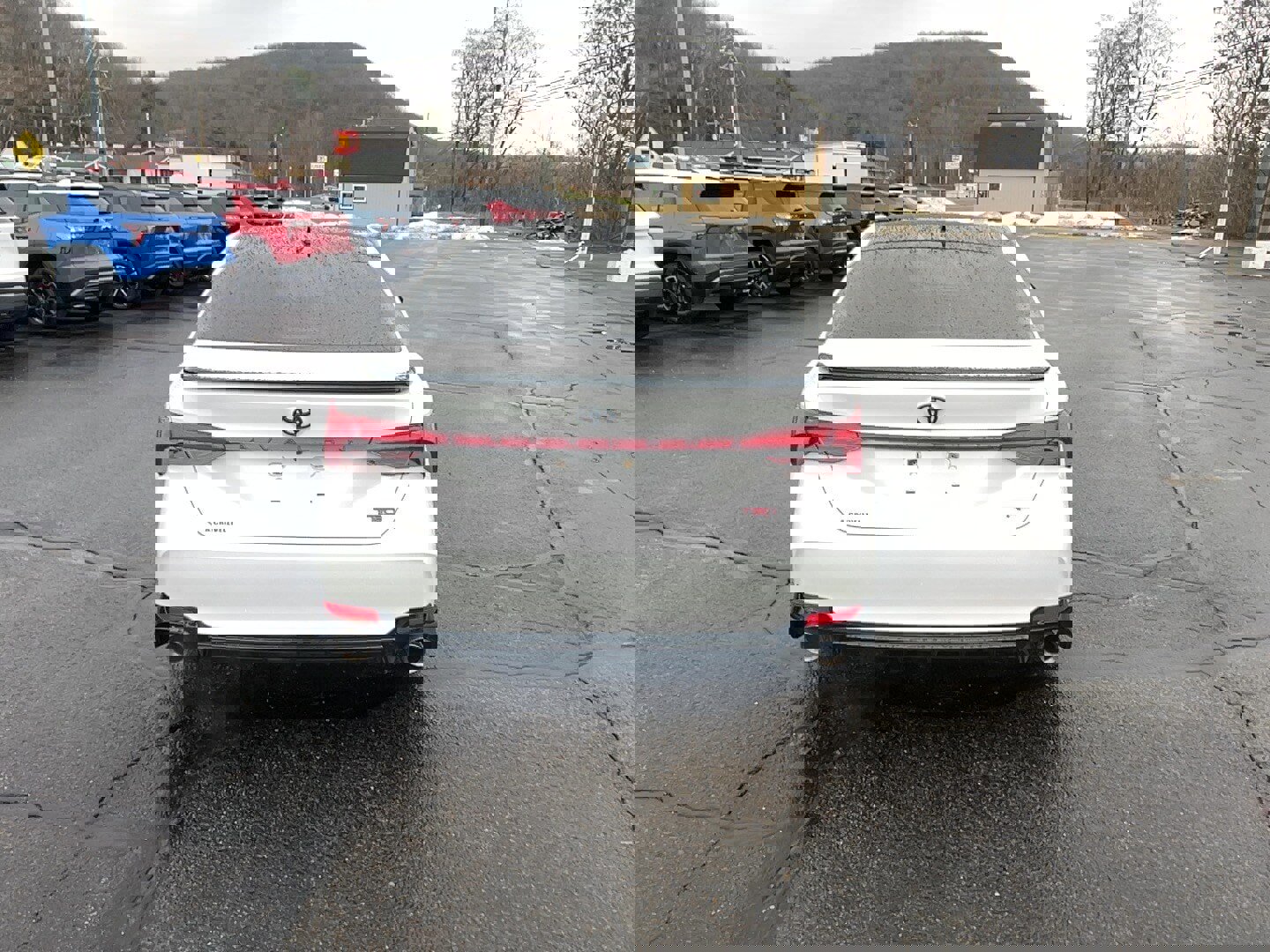 Used 2021 Toyota Avalon TRD image 5