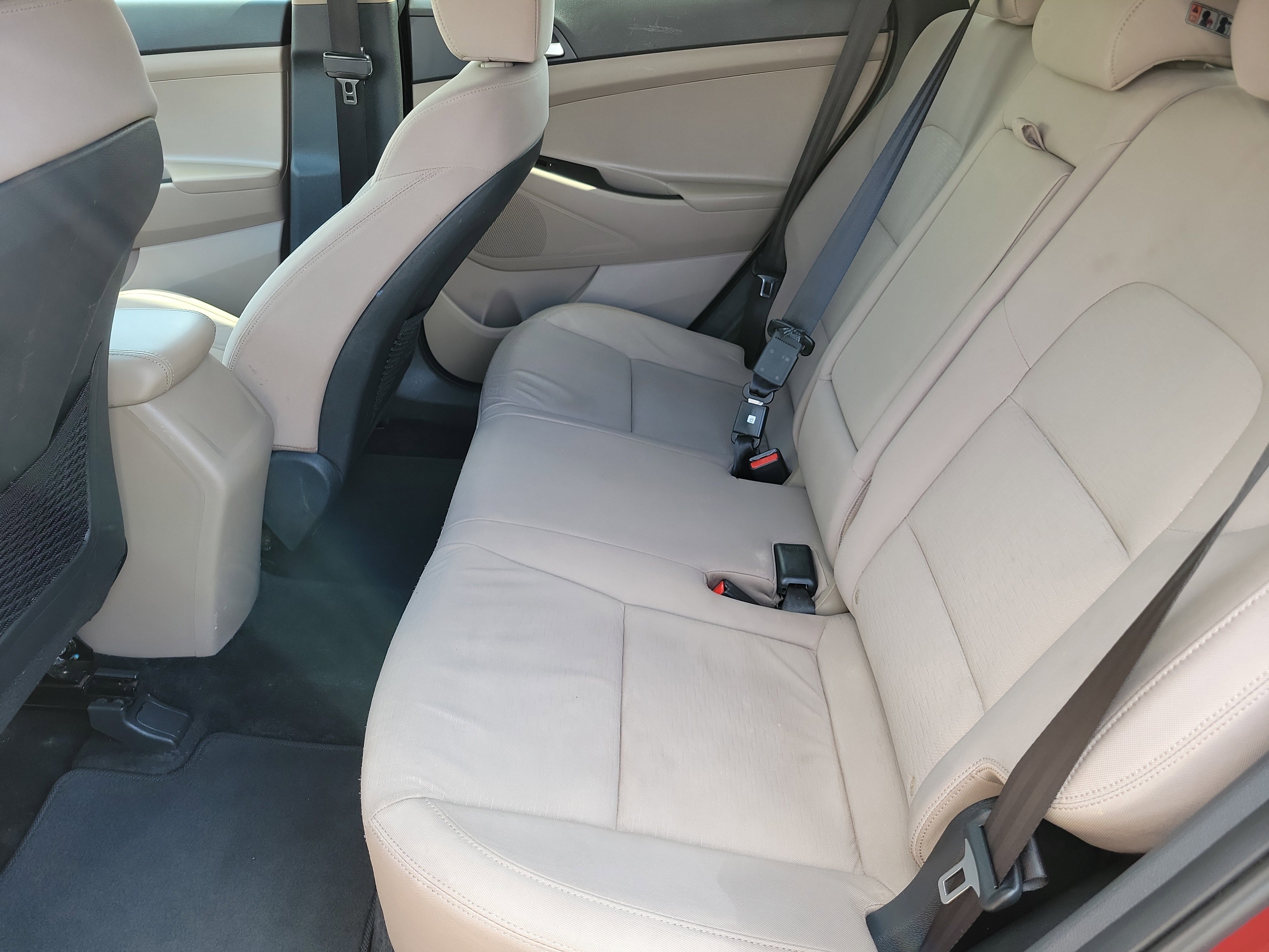 Used 2020 Hyundai Tucson SE image 6